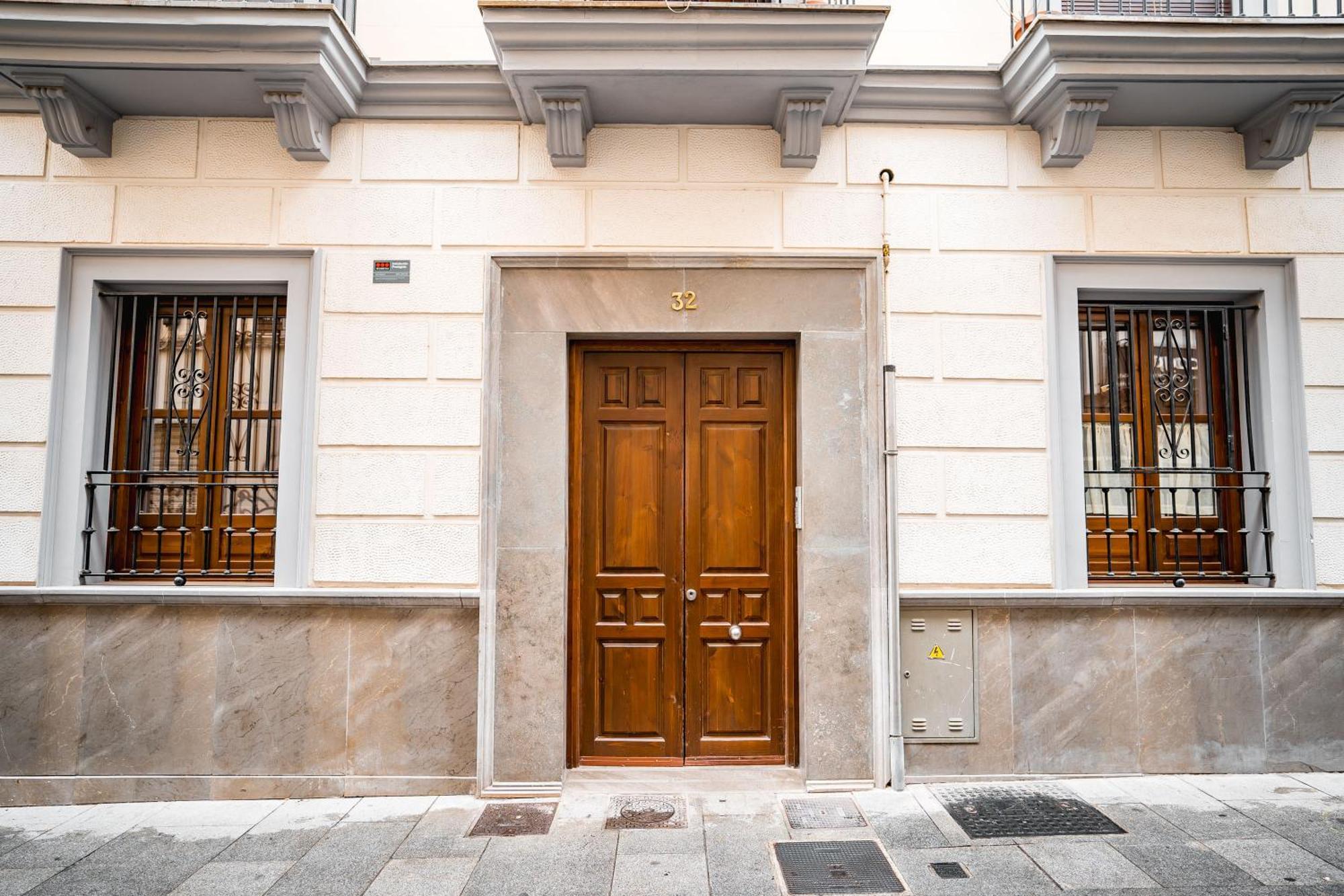 Qh Plaza De La Trinidad Διαμέρισμα Γρανάδα Εξωτερικό φωτογραφία